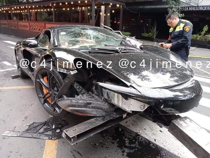 R pido Y Furioso En Calle De La CDMX NR Comunicaciones